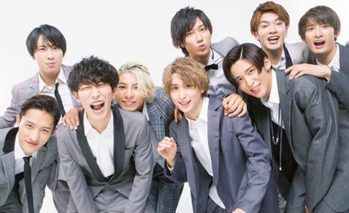 Snow Man(スノーマン)メンバーの深澤辰哉, 佐久間大介, 渡辺翔太, 宮舘涼太, 岩本照, 阿部亮平, 向井康二, 目黒蓮, ラウール